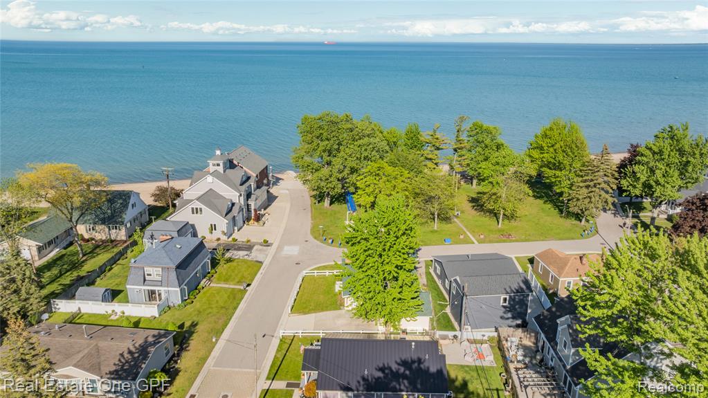 5871 Manor Drive, Fort Gratiot, MI 48059 — Photo 47
