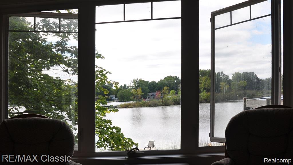 5050 Island Shore Drive, Pinckney, MI 48169 — Photo 21