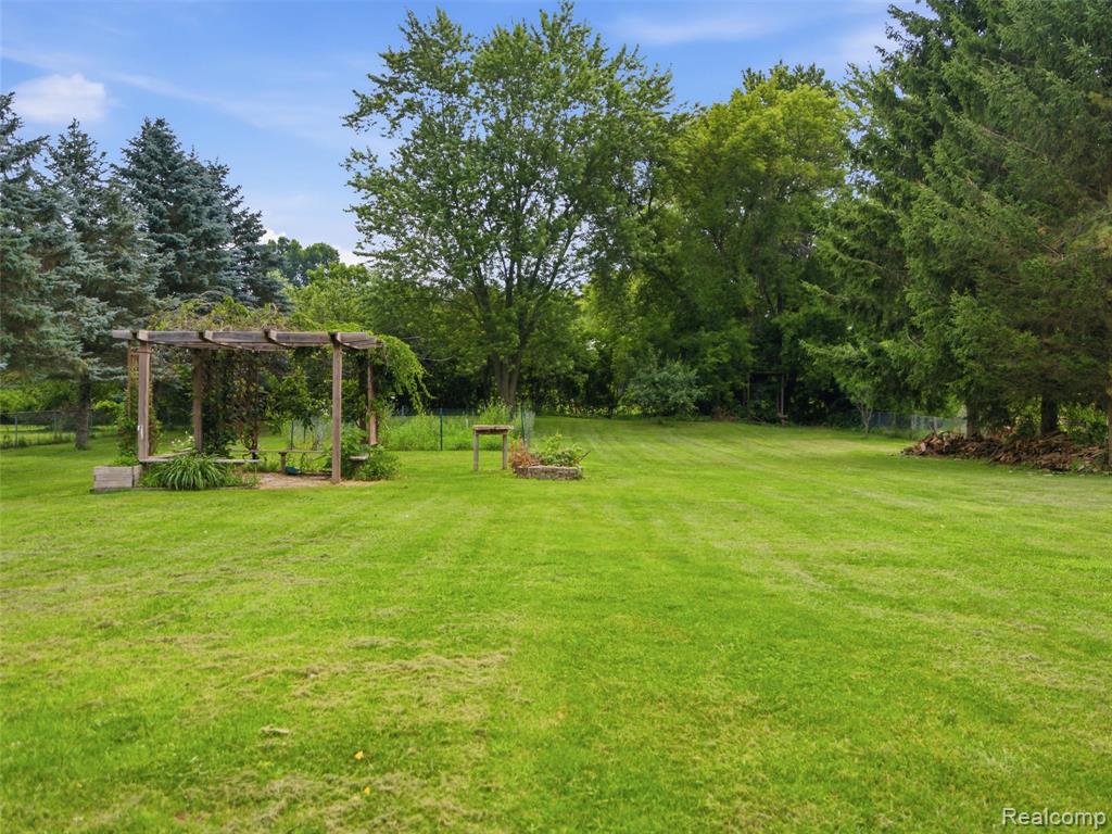 4615 Homesite Drive, Lake Orion, MI — Photo 61