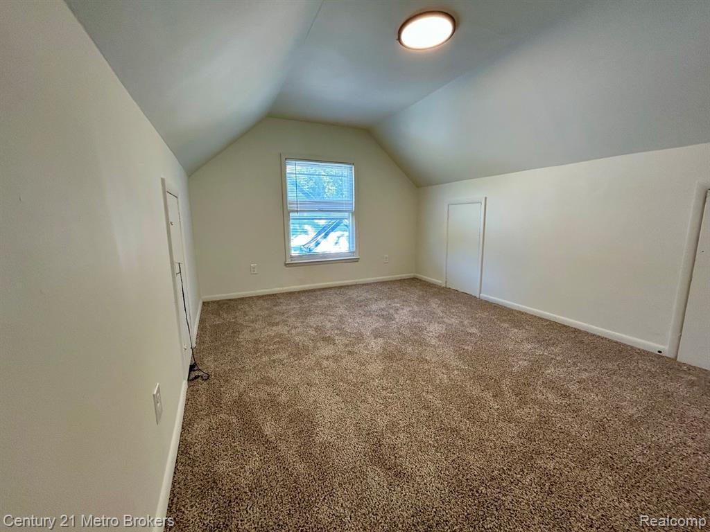 5502 Susan Street, Flint, MI 48505 — Photo 8