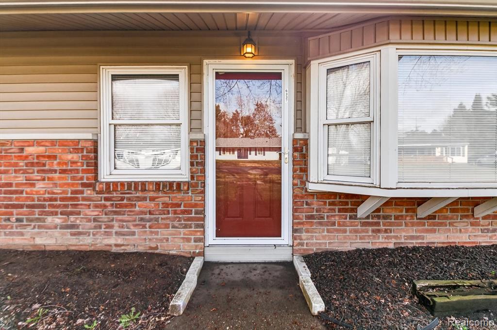6337 Richalle Street, Brighton, MI 48116 — Photo 5