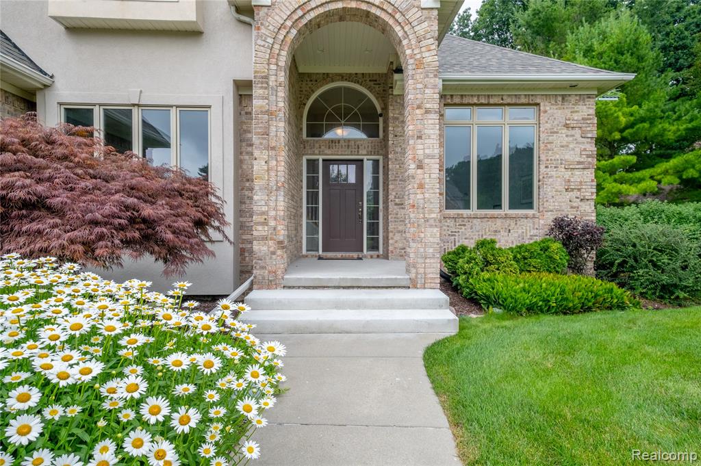4230 Pavilion Court, Fenton, MI 48430 — Photo 37