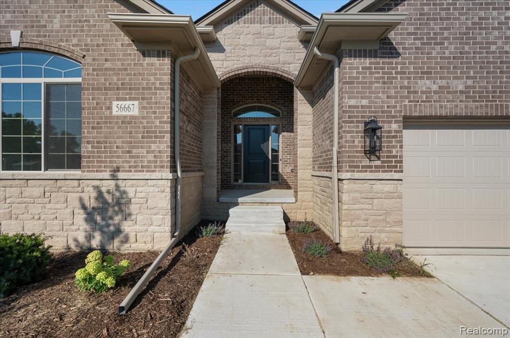 56667 Via Bellano, 32, Macomb, MI 48042 — Photo 3