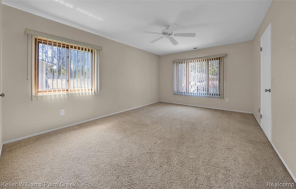 809 Corners Court, 23, Lake Orion, MI 48362 — Photo 14