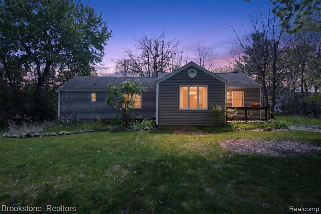 1331 Wolf Court, East Lansing, MI 48823