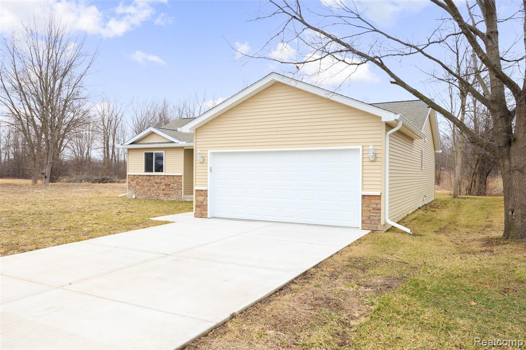 332 Gladys Street, Marine, MI — Photo 2