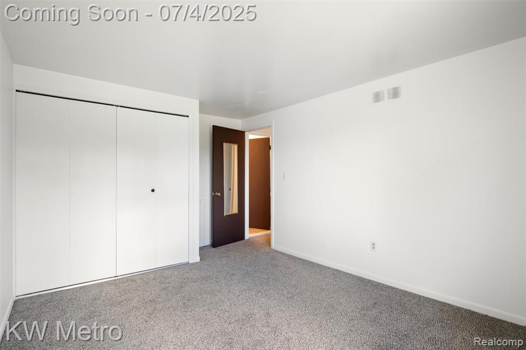 26545 Summerdale Drive, Southfield, MI 48033 — Photo 11