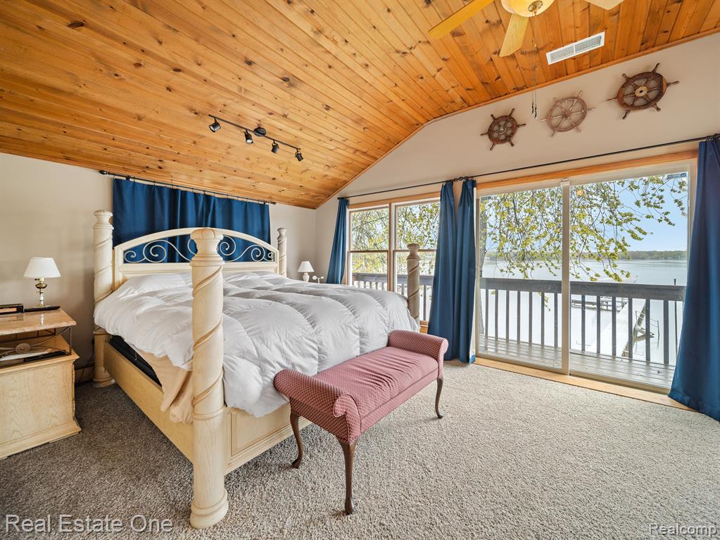 4825 Downing Drive, Pinckney, MI 48169 — Photo 24