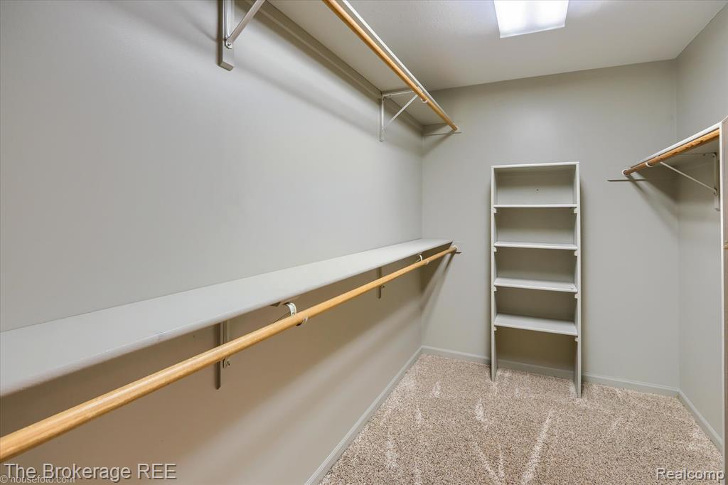 5475 Woodfield Parkway, Grand Blanc, MI 48439 — Photo 63