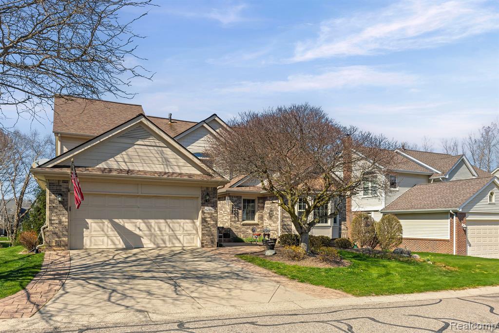 42890 BROOKSTONE Drive, Novi, MI 48377 — Photo 3