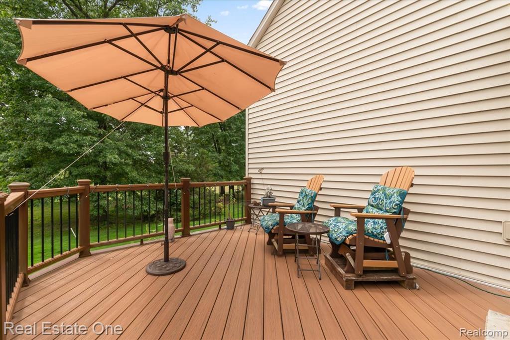9952 Tioga Trail, Pinckney, MI 48169 — Photo 31