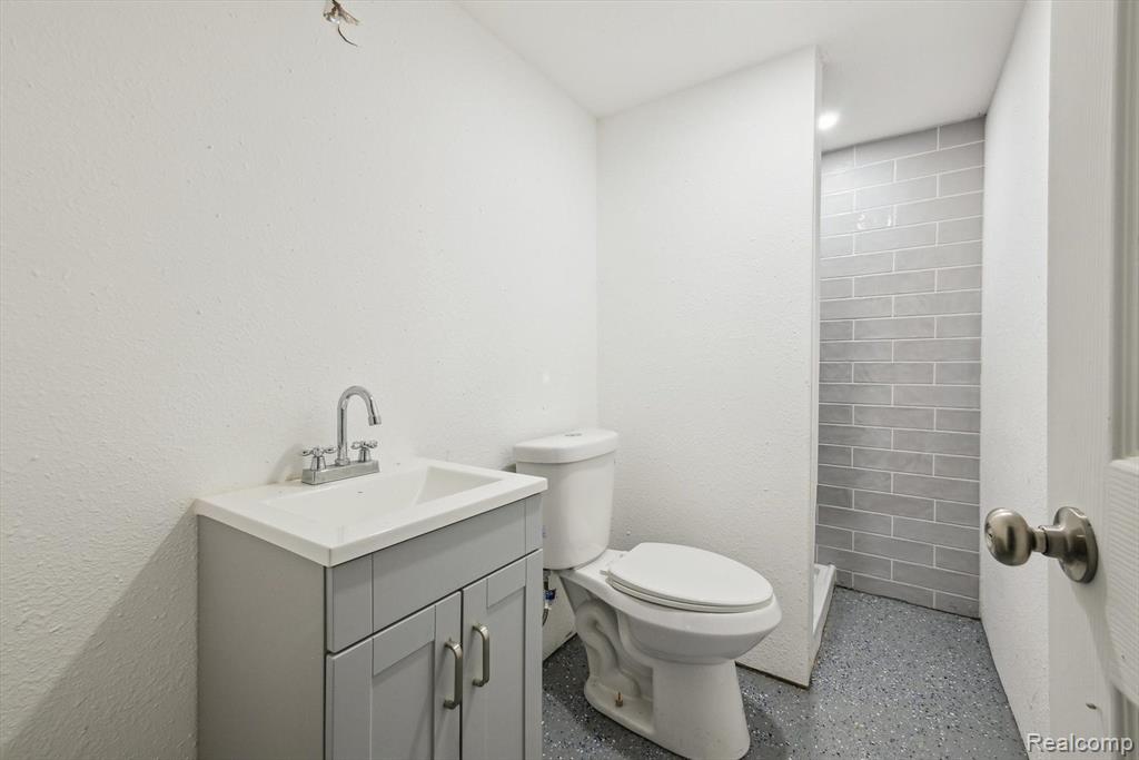 9579 ARTESIAN Street, Detroit, MI 48228 — Photo 26