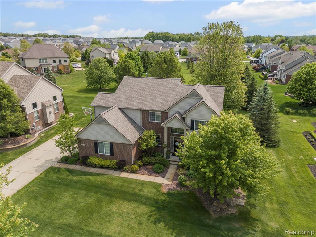 29818 Bradford Drive, New Hudson, MI 48165 — Photo 2