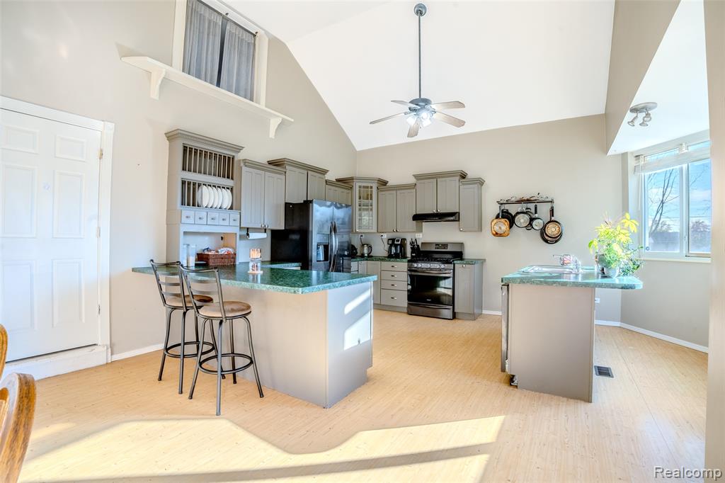 9756 Janet Street, Taylor, MI 48180 — Photo 5