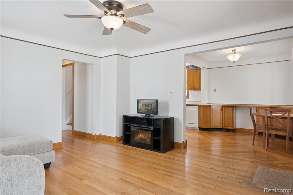 4213 Agnes Avenue, Lincoln Park, MI 48146 — Photo 8