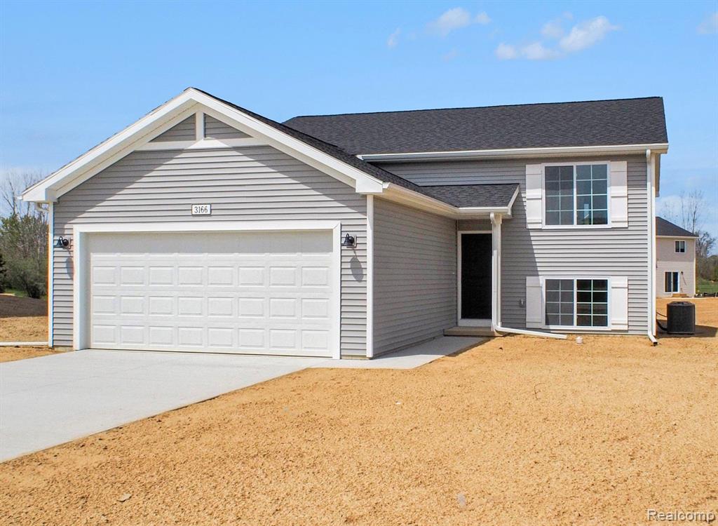 3166 Quail Ridge Court, Clio, MI 48420 — Photo 2