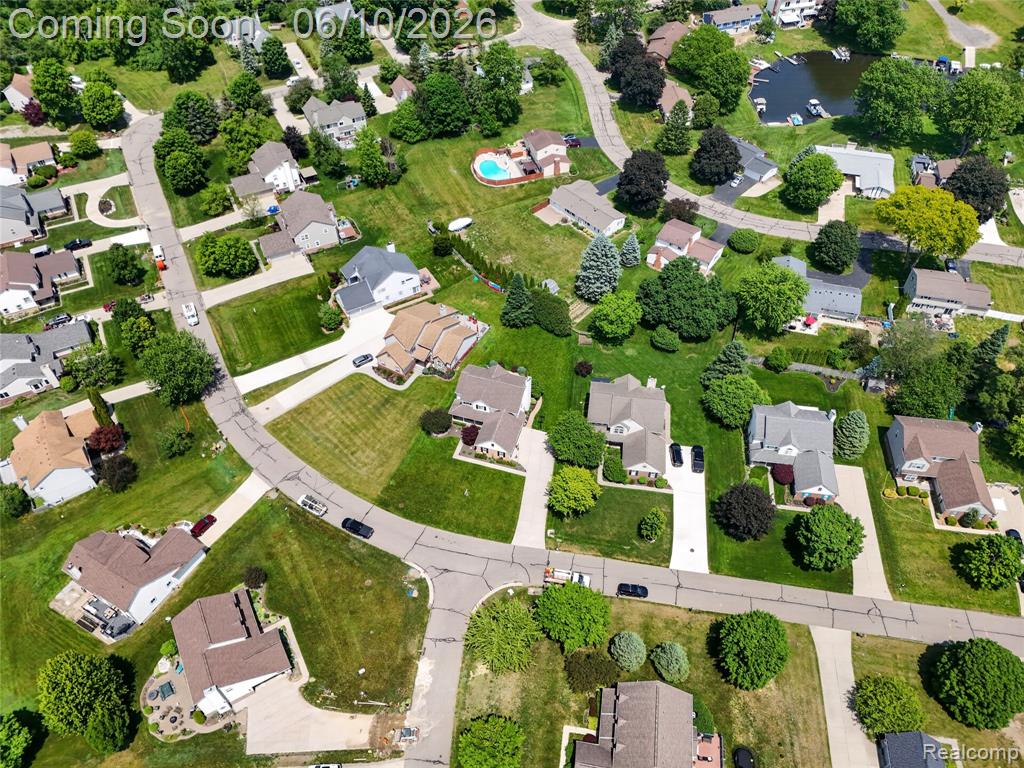 2004 Palmer Drive, Wixom, MI 48393 — Photo 32
