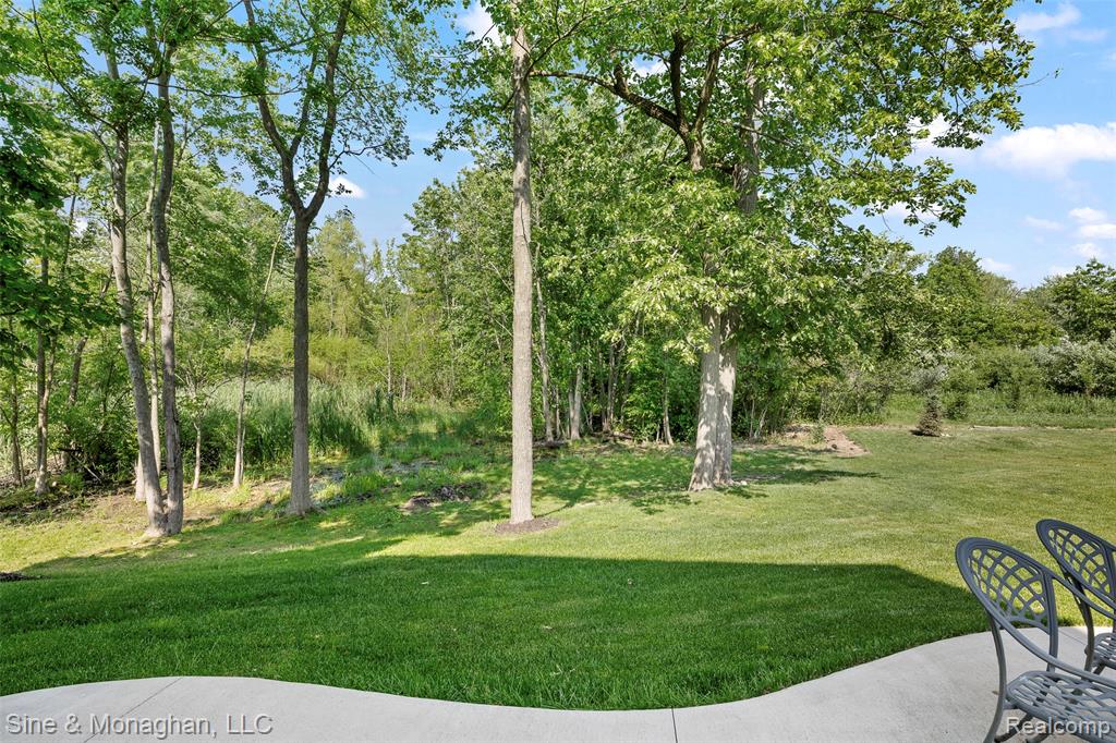 5401 Aberdeen Court, Clarkston, MI 48348 — Photo 41
