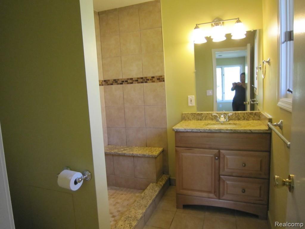 6850 ARLINGTON, West Bloomfield, MI — Photo 17