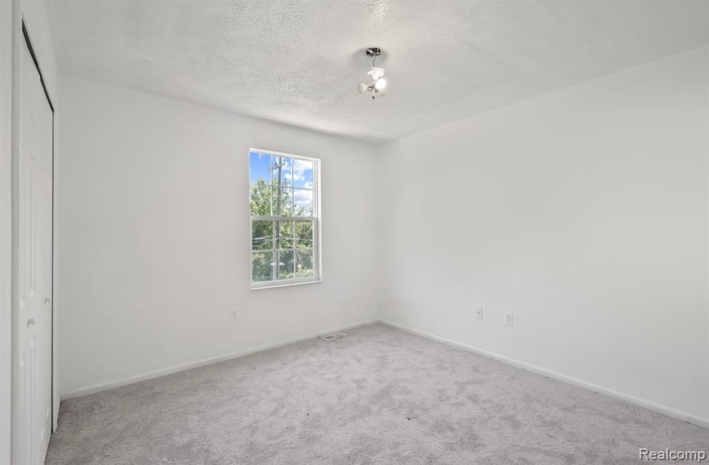 4688 French Road, Detroit, MI 48214 — Photo 19