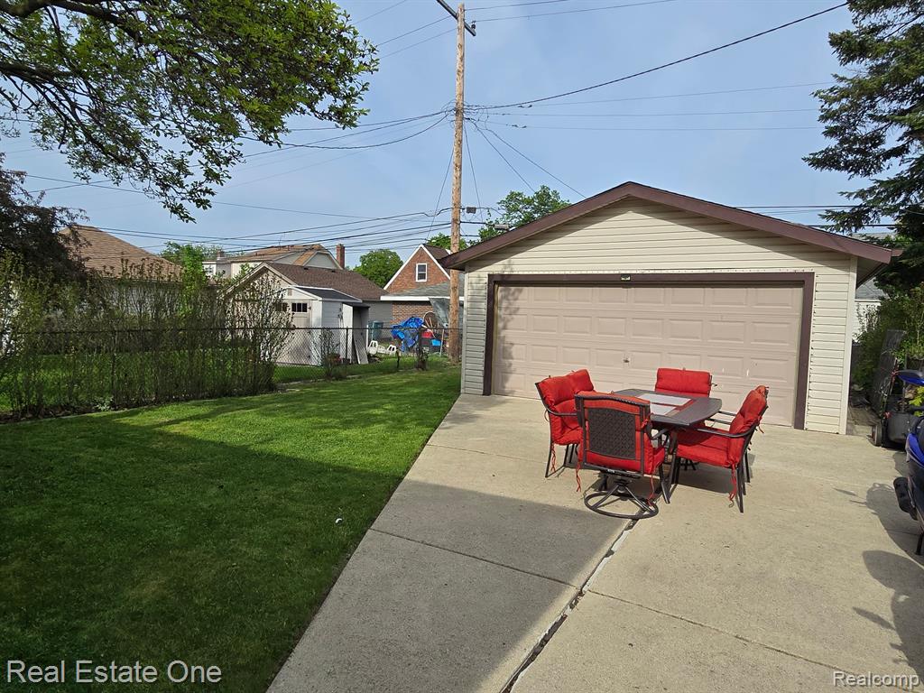 6624 MAPLE Street, Dearborn, MI 48126 — Photo 29