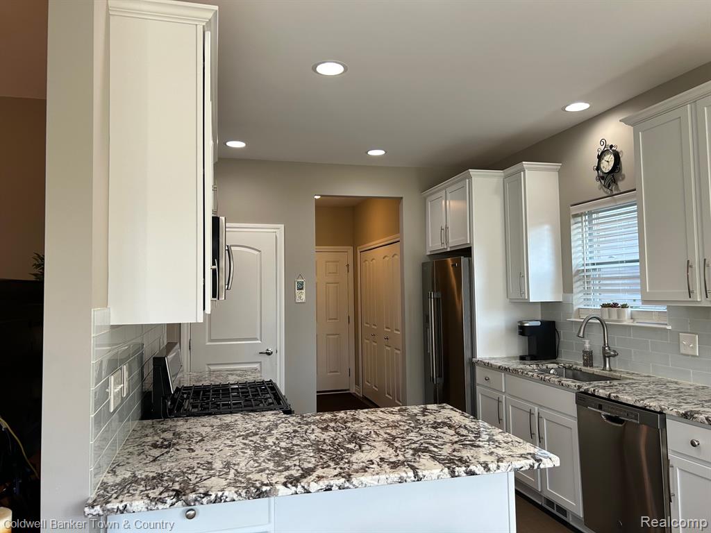 4134 Chase Ridge Lane, Howell, MI 48843 — Photo 12