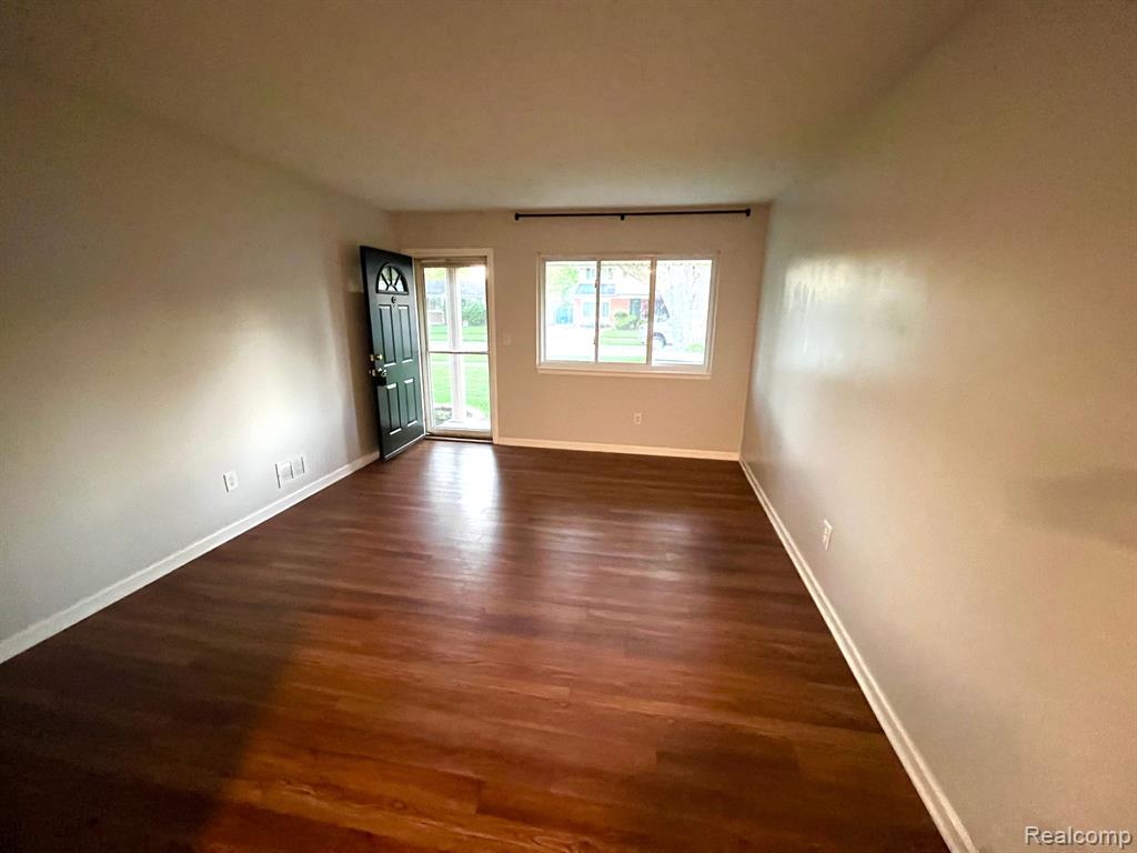 9707 DUDLEY Street, Taylor, MI — Photo 5