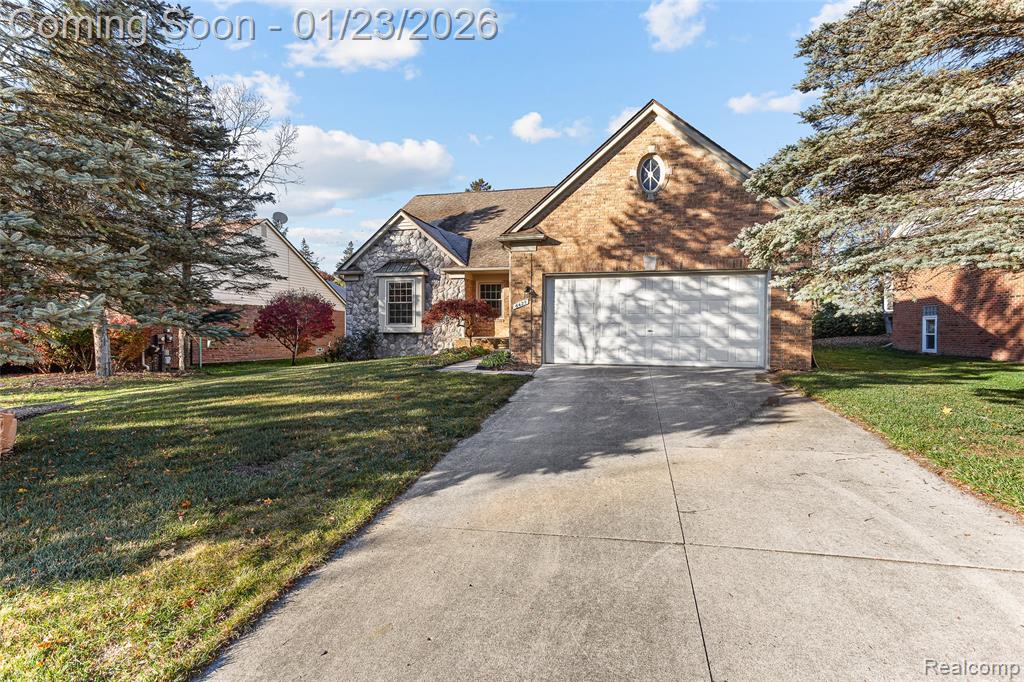6425 Southpointe Drive, Troy, MI 48085 — Photo 35