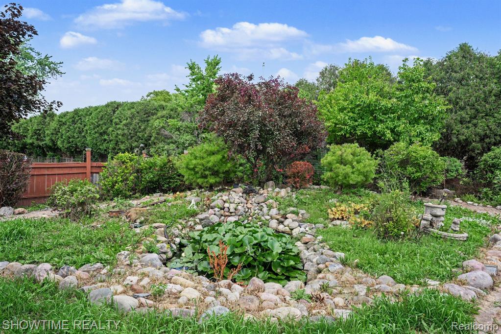 40298 Sandy Drive, Clinton Twp, MI 48038 — Photo 24
