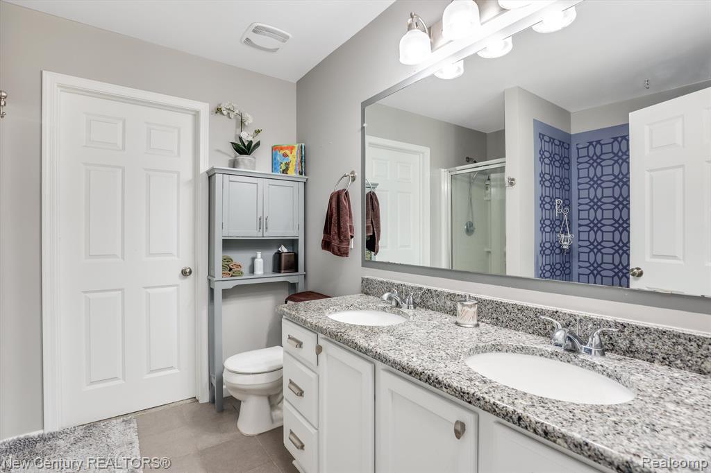 8421 Walnut Hill, Dexter, MI 48130 — Photo 34