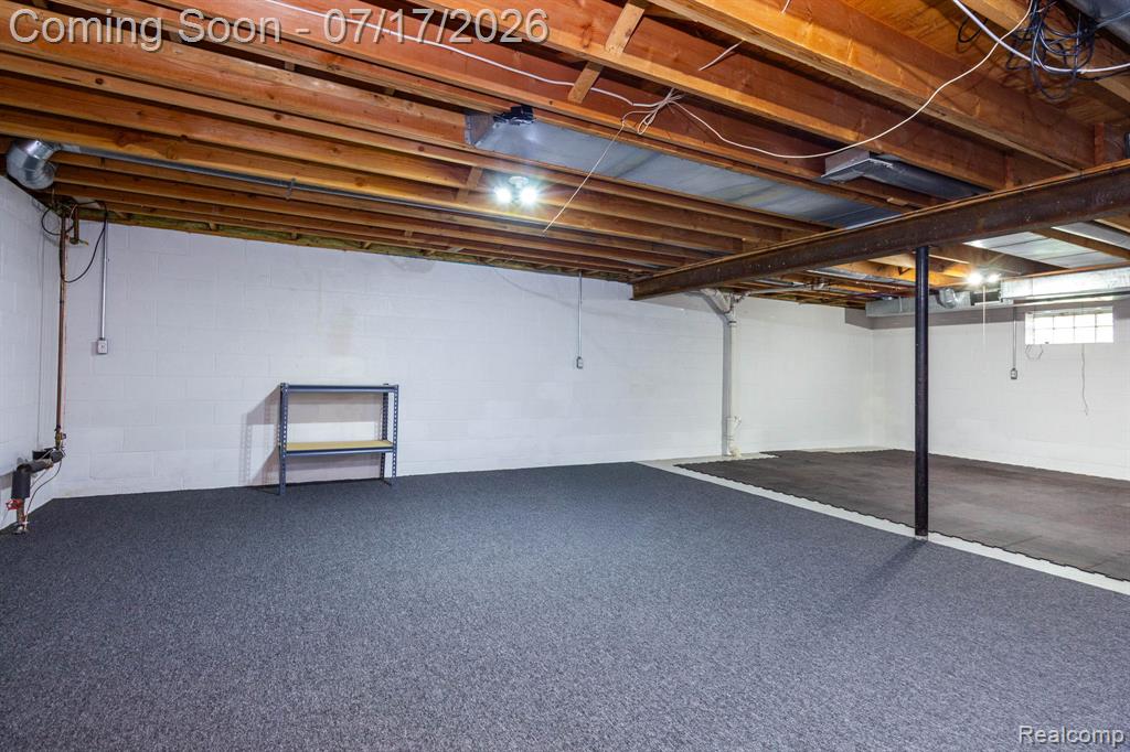590 Saint John Street, Wyandotte, MI 48192 — Photo 26