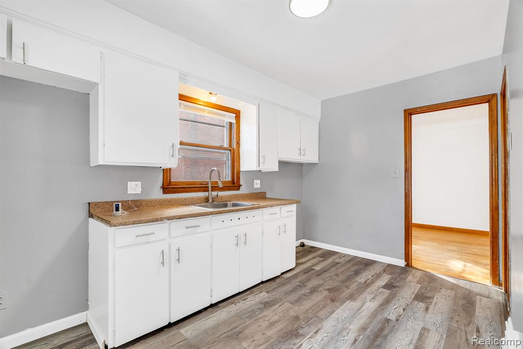 5330 Hereford Street, Detroit, MI 48224 — Photo 14