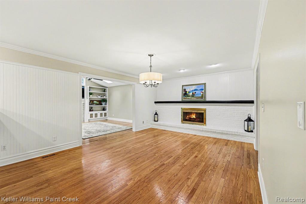 2824 Lunar Court, Lake Orion, MI — Photo 6