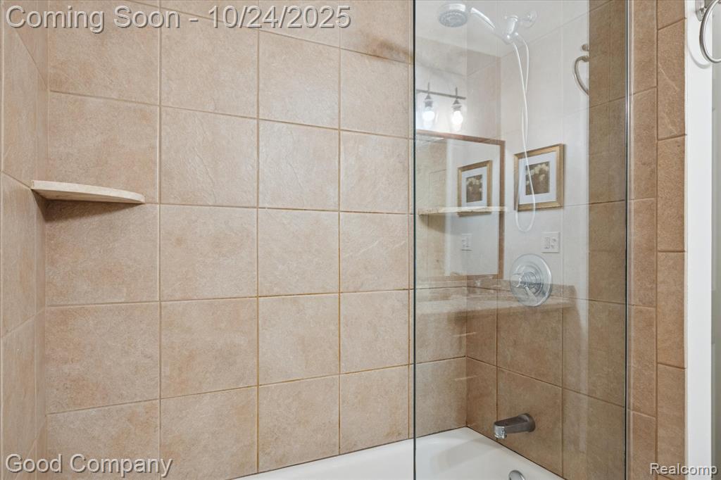 745 Randolph Street, 223, Northville, MI 48167 — Photo 25