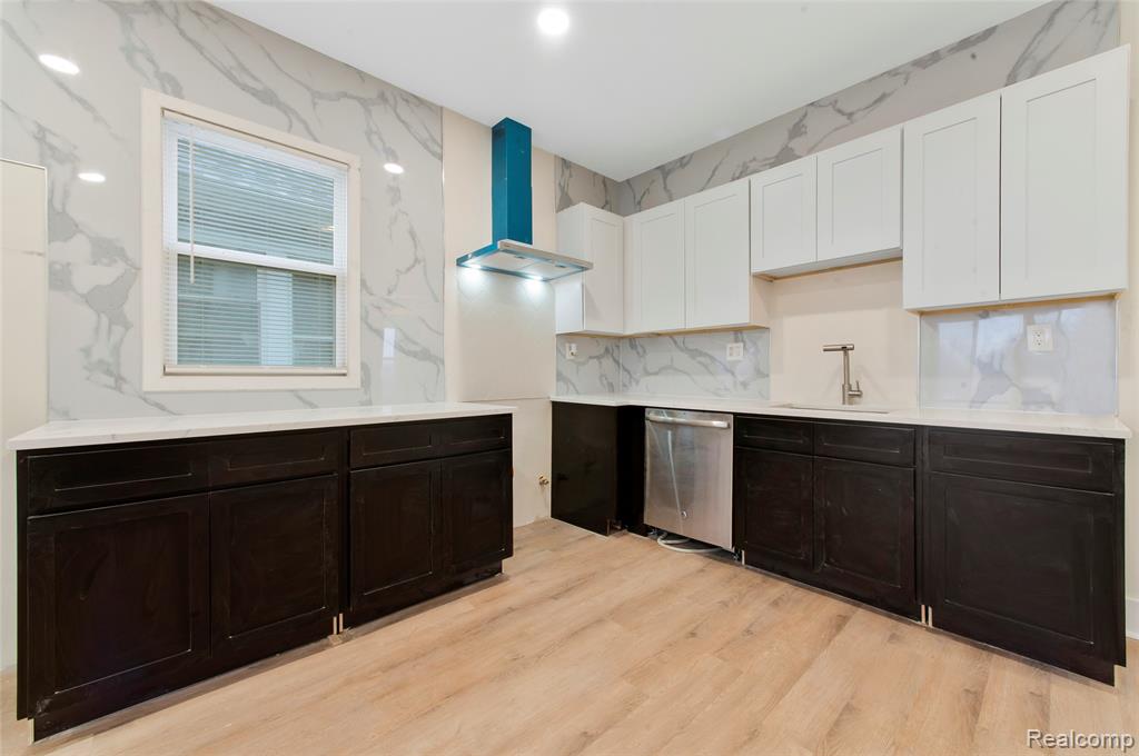 9628 Broadstreet Avenue, Detroit, MI 48204 — Photo 32