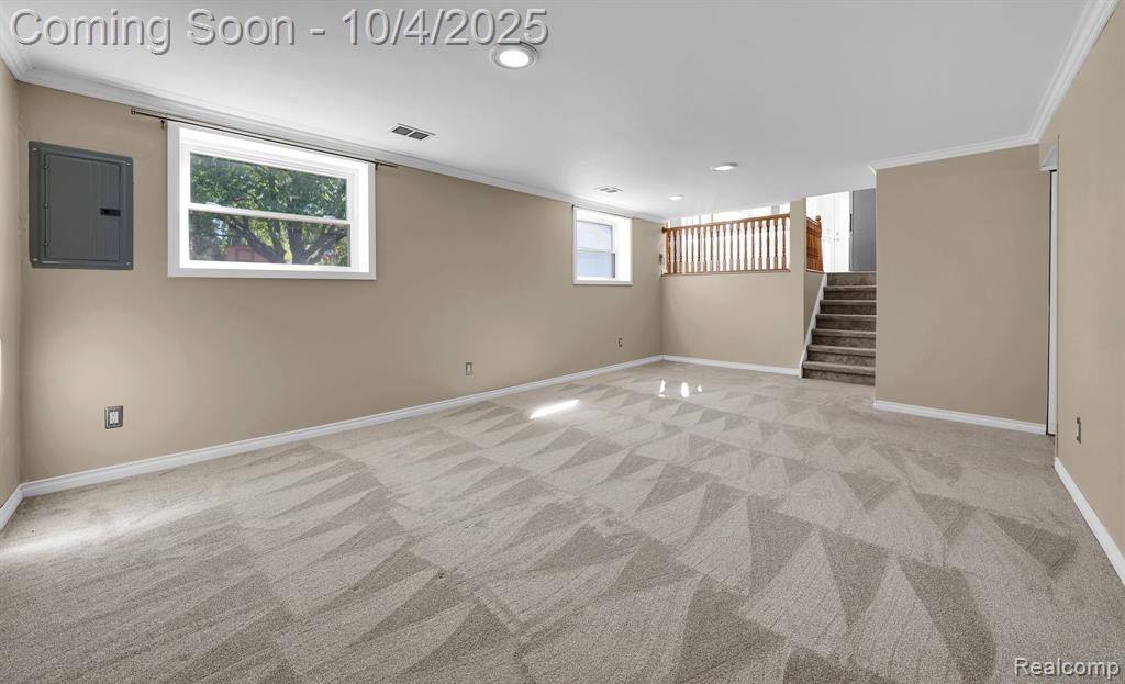 42708 Wilmington Drive, Sterling Heights, MI 48313 — Photo 23