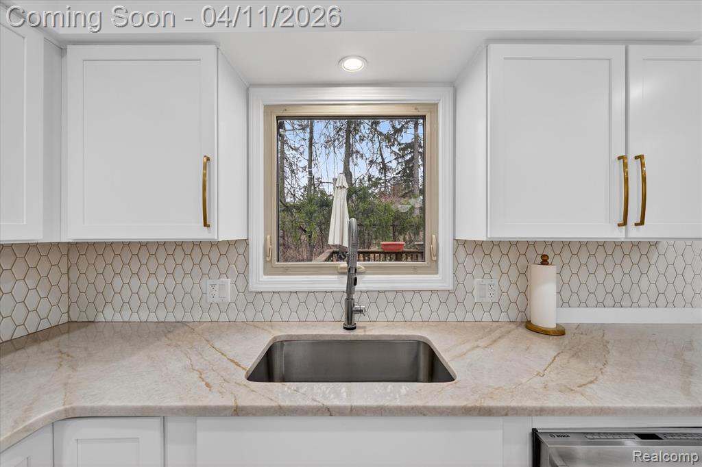 21770 Riverview Drive, Beverly Hills, MI 48025 — Photo 18