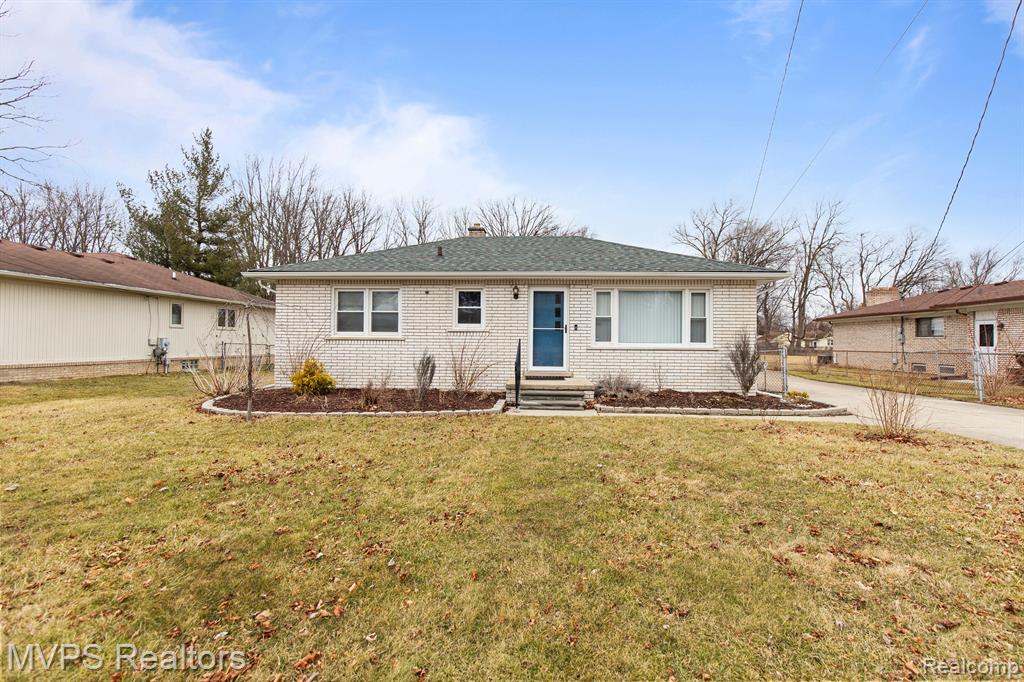 5503 NORTHLAWN Drive, Sterling Heights, MI 48310 — Photo 31