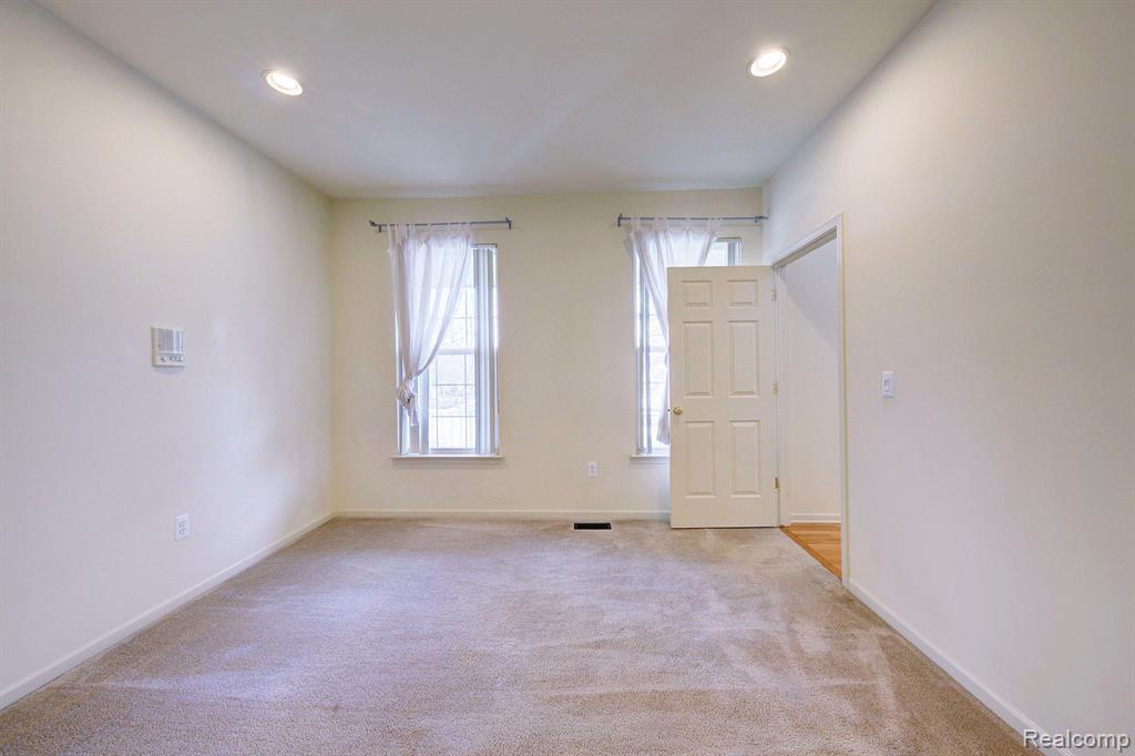 42551 Whitman Way, Novi, MI 48377 — Photo 16