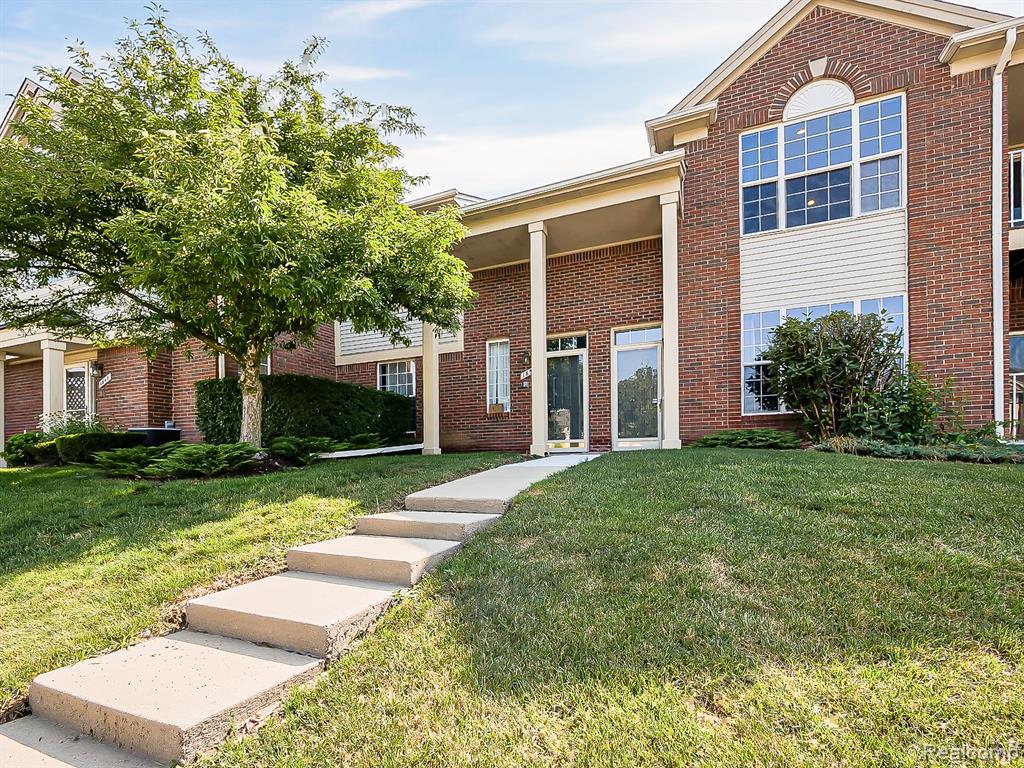 1850 Flagstone Circle, Rochester, MI 48307 — Photo 23