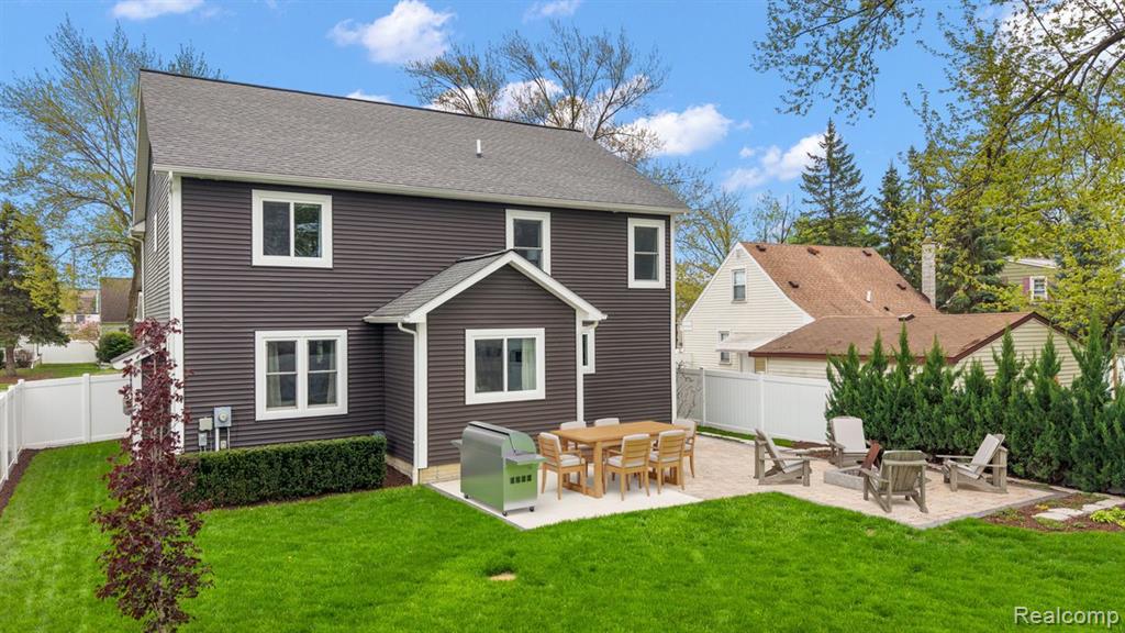 4253 Mandalay Avenue, Royal Oak, MI 48073 — Photo 38