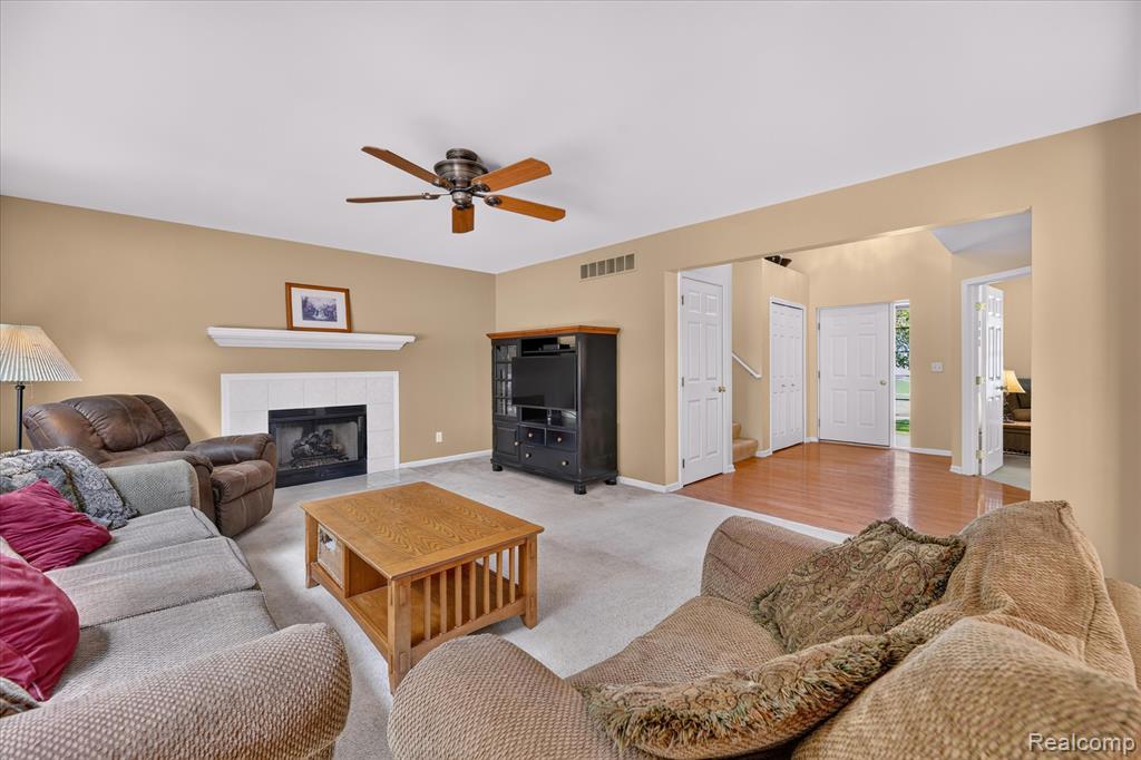 2445 Lorraina Lane, Hartland, MI 48353 — Photo 9