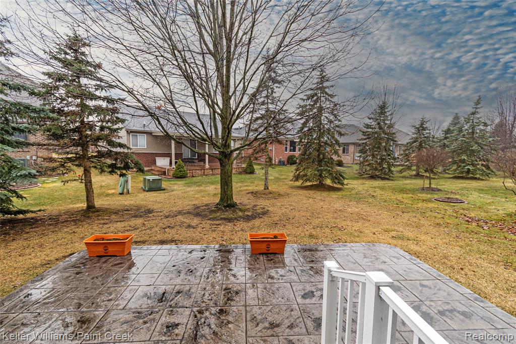 49675 Sable Creek Drive, 30, Macomb, MI 48042 — Photo 19