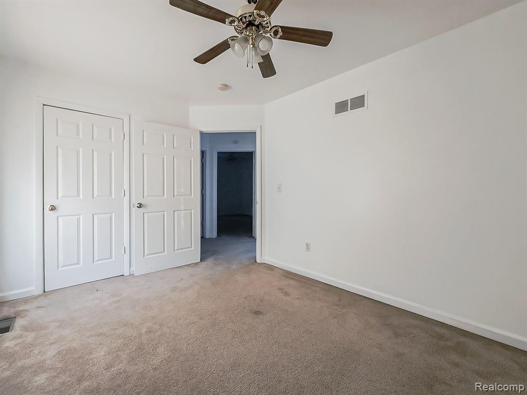 49 Oakhill Street, Pontiac, MI 48342 — Photo 14