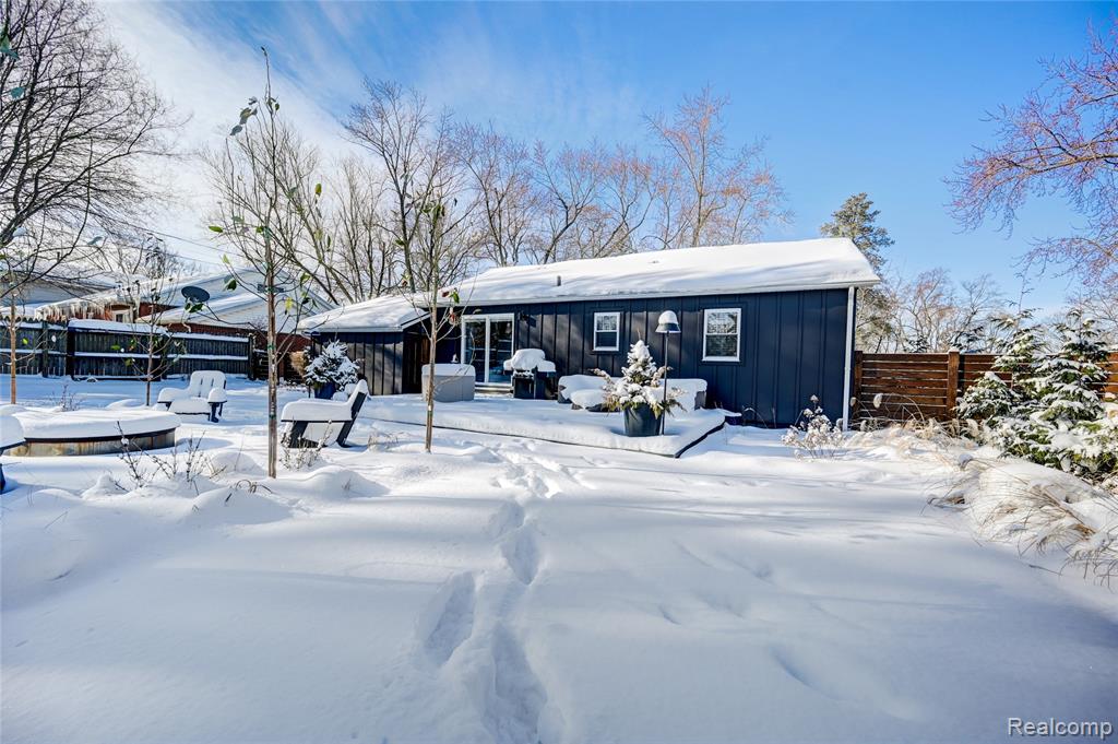 6200 Overlook, Clarkston, MI — Photo 38