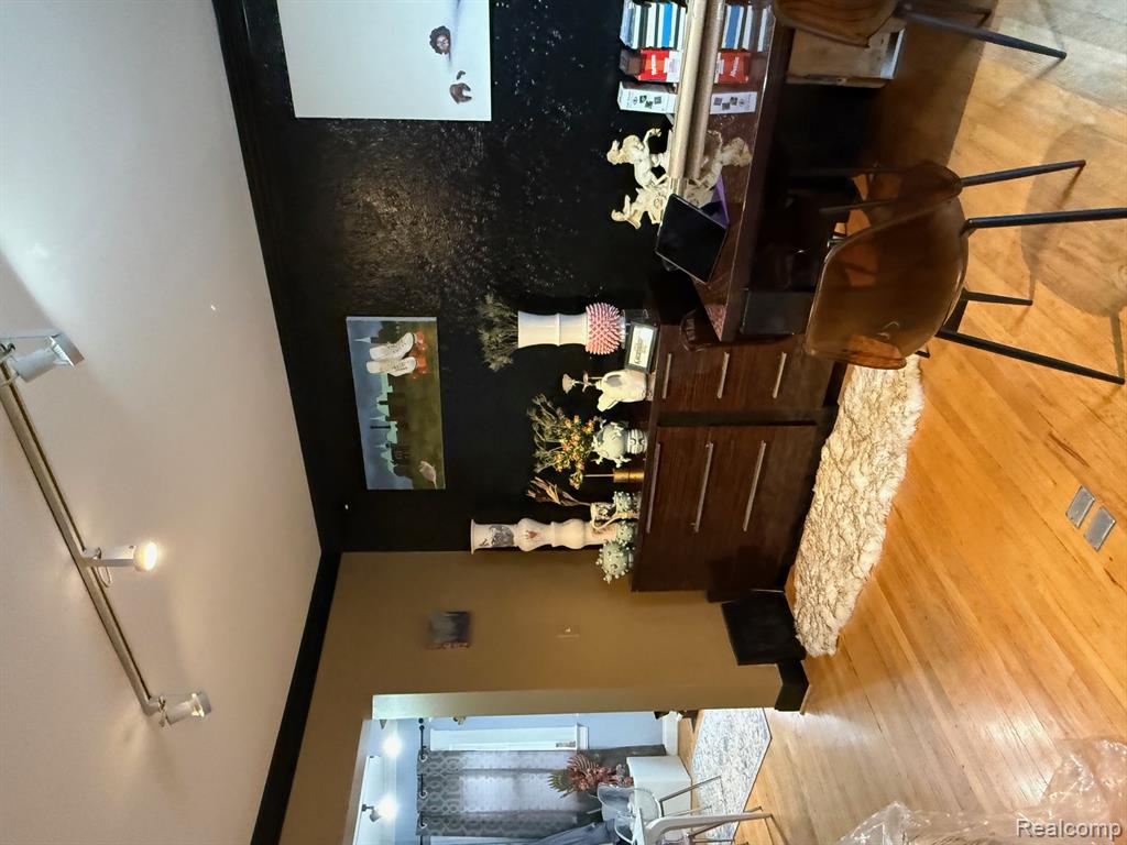 520 E 11 Mile Road, Royal Oak, MI 48067 — Photo 12