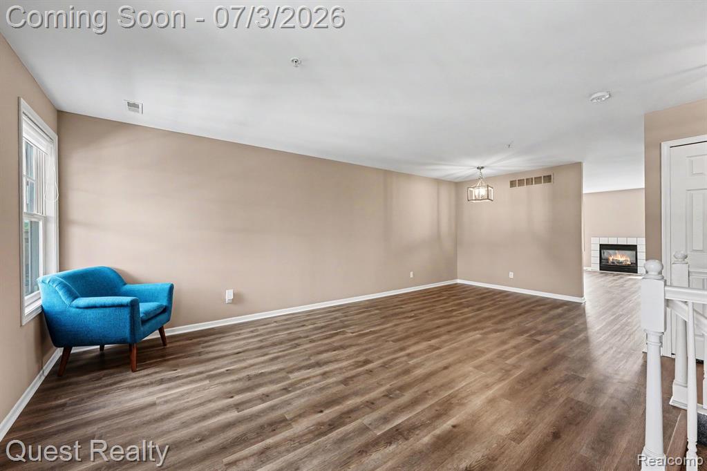 168 Amys Walk Walk, Auburn Hills, MI 48326 — Photo 4