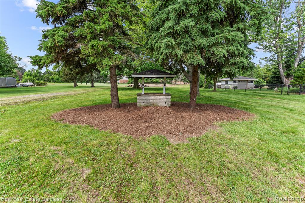 9013 Canton Center Rd, Plymouth, MI 48170 — Photo 9