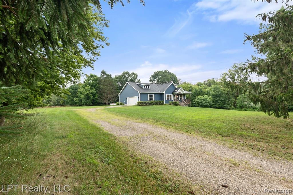 4177 Julie Kim Lane, Goodrich Vlg, MI — Photo 5