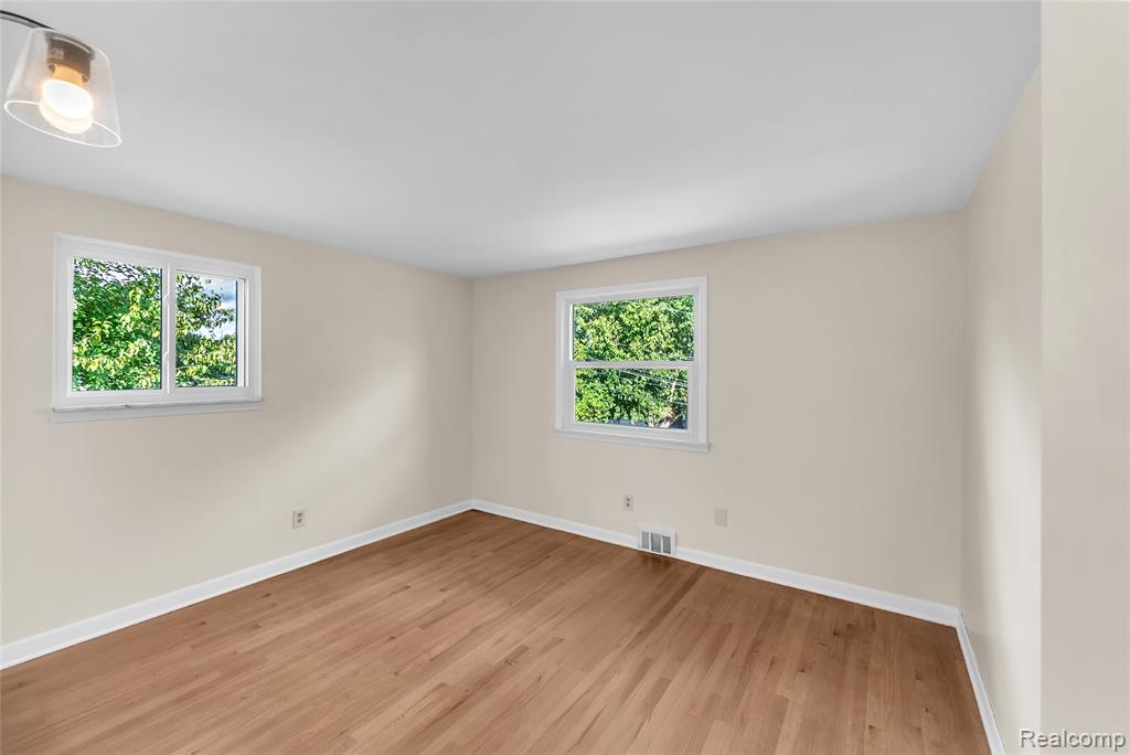 54011 MOUND Road, Shelby Twp, MI 48316 — Photo 16
